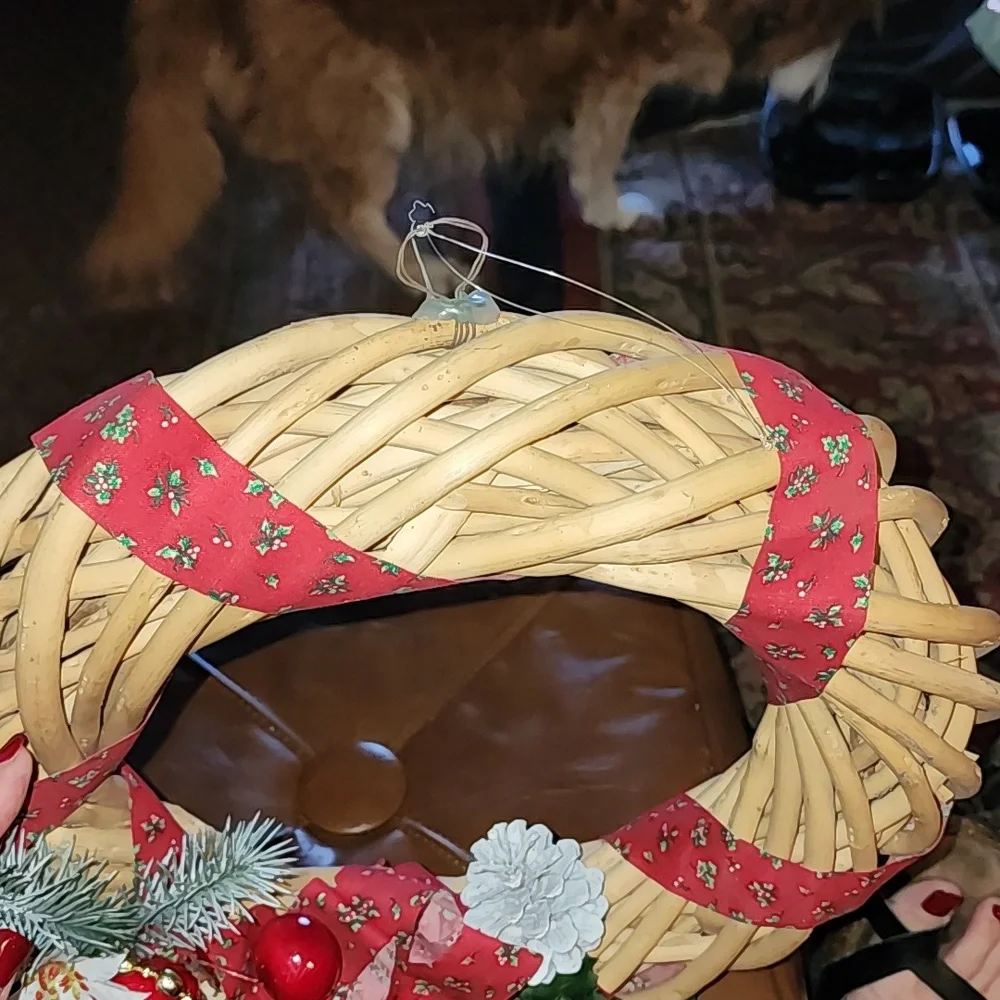 BAMBOO CHRISTMAS WREATH BEAUTIFULLY DECORATED